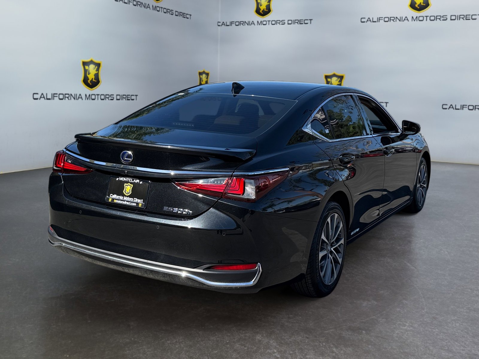 Used 2022 Lexus ES 300h w/ Premium Package FWD image 5