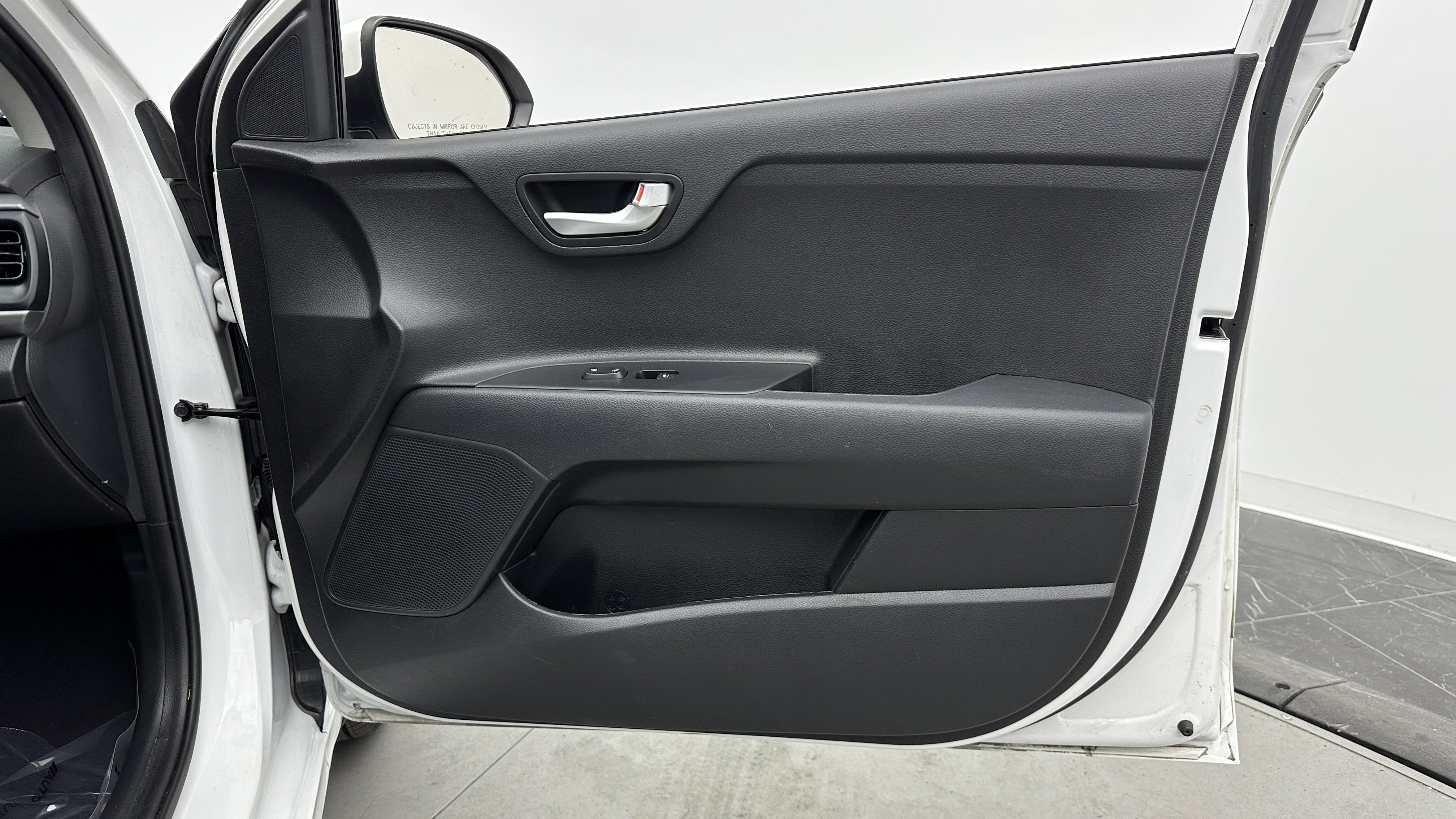 Used 2023 Kia Rio S w/ Technology Package image 30