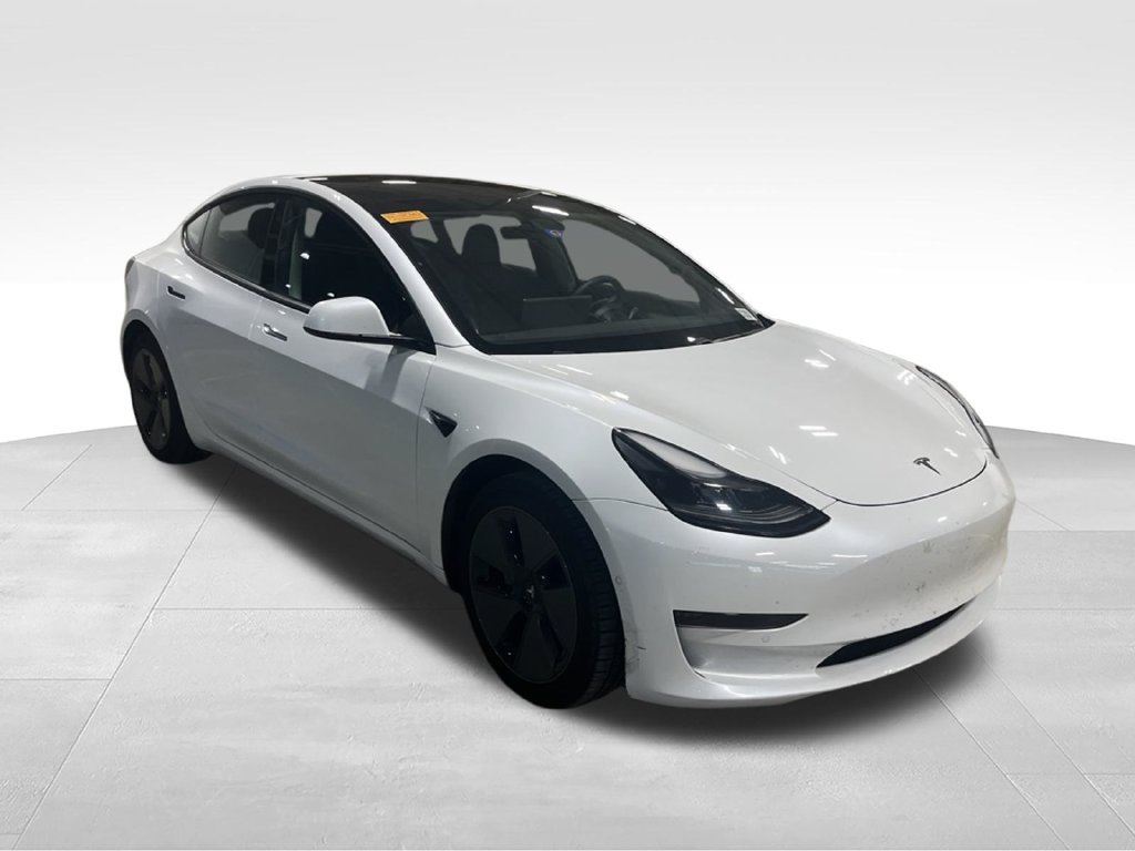 Used 2021 Tesla Model 3 Standard Range Plus RWD image 3