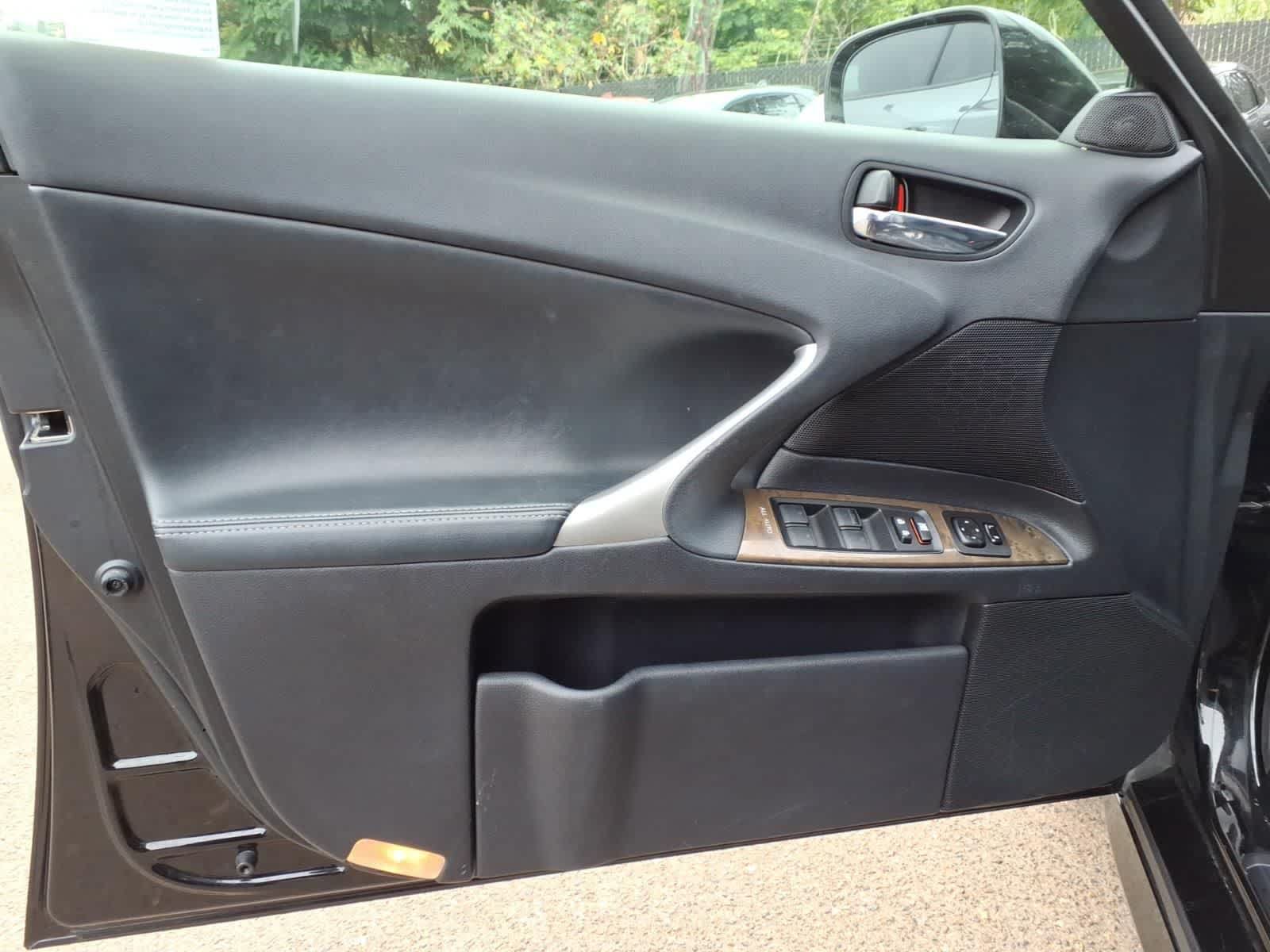 Used 2012 Lexus IS 250 w/ Premium Pkg Value Edition RWD image 13