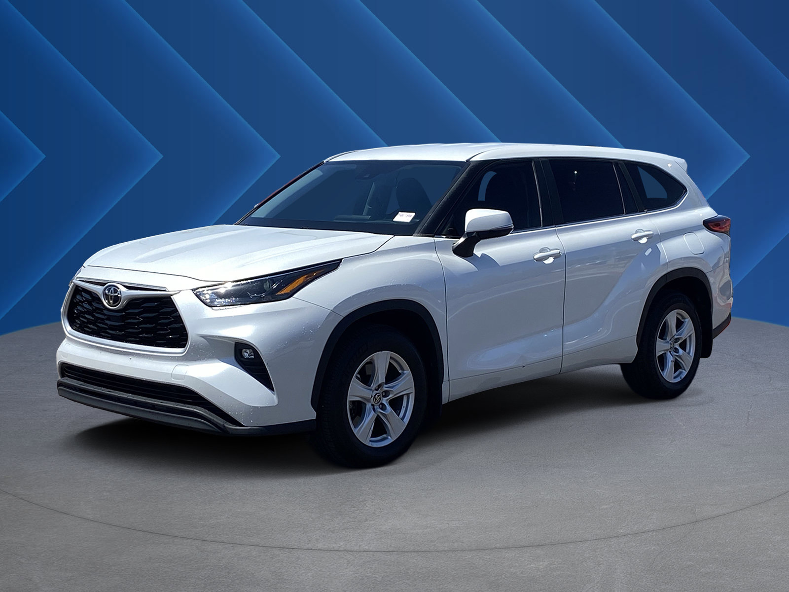 Used 2023 Toyota Highlander LE AWD/4WD image 7