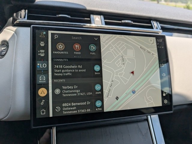 Certified 2025 Land Rover Range Rover Velar S image 11