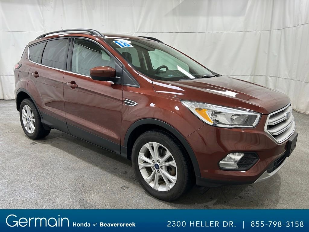 Used 2018 Ford Escape SE image 2
