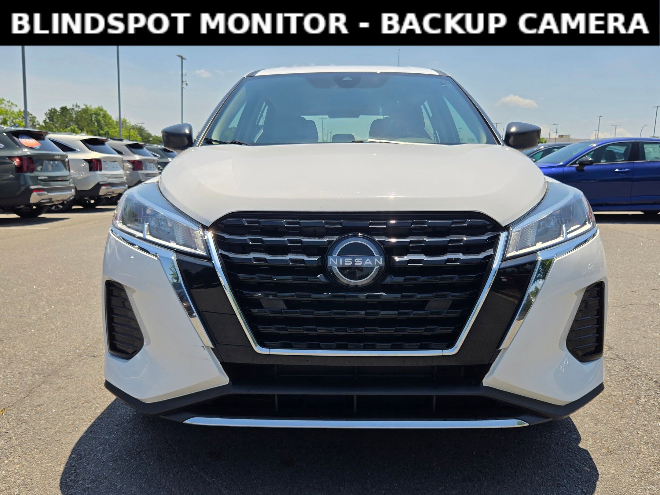 Used 2022 Nissan Kicks S FWD image 2