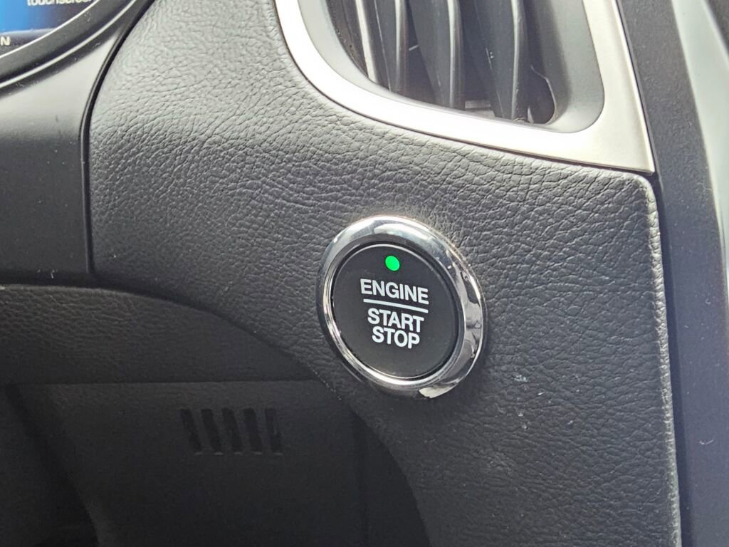 Used 2022 Ford Edge SEL image 38