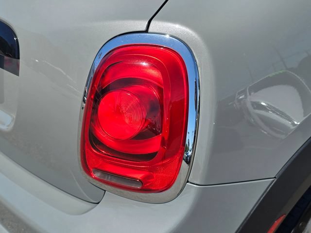 Used 2019 MINI Cooper S w/ Signature Upholstery Package FWD image 25