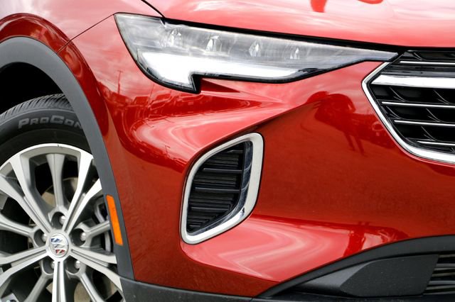 Used 2023 Buick Envision Preferred image 3