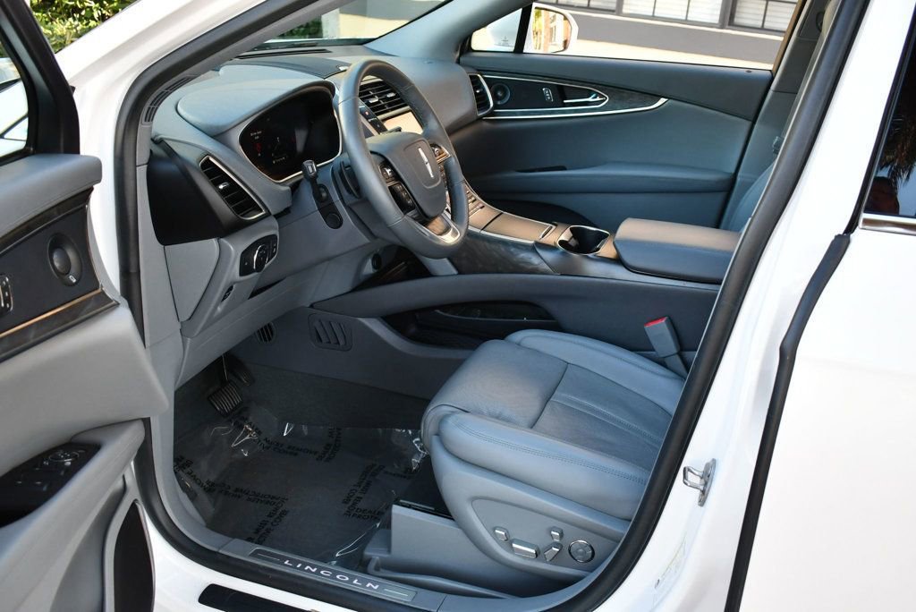 Used 2019 Lincoln Nautilus Reserve image 46