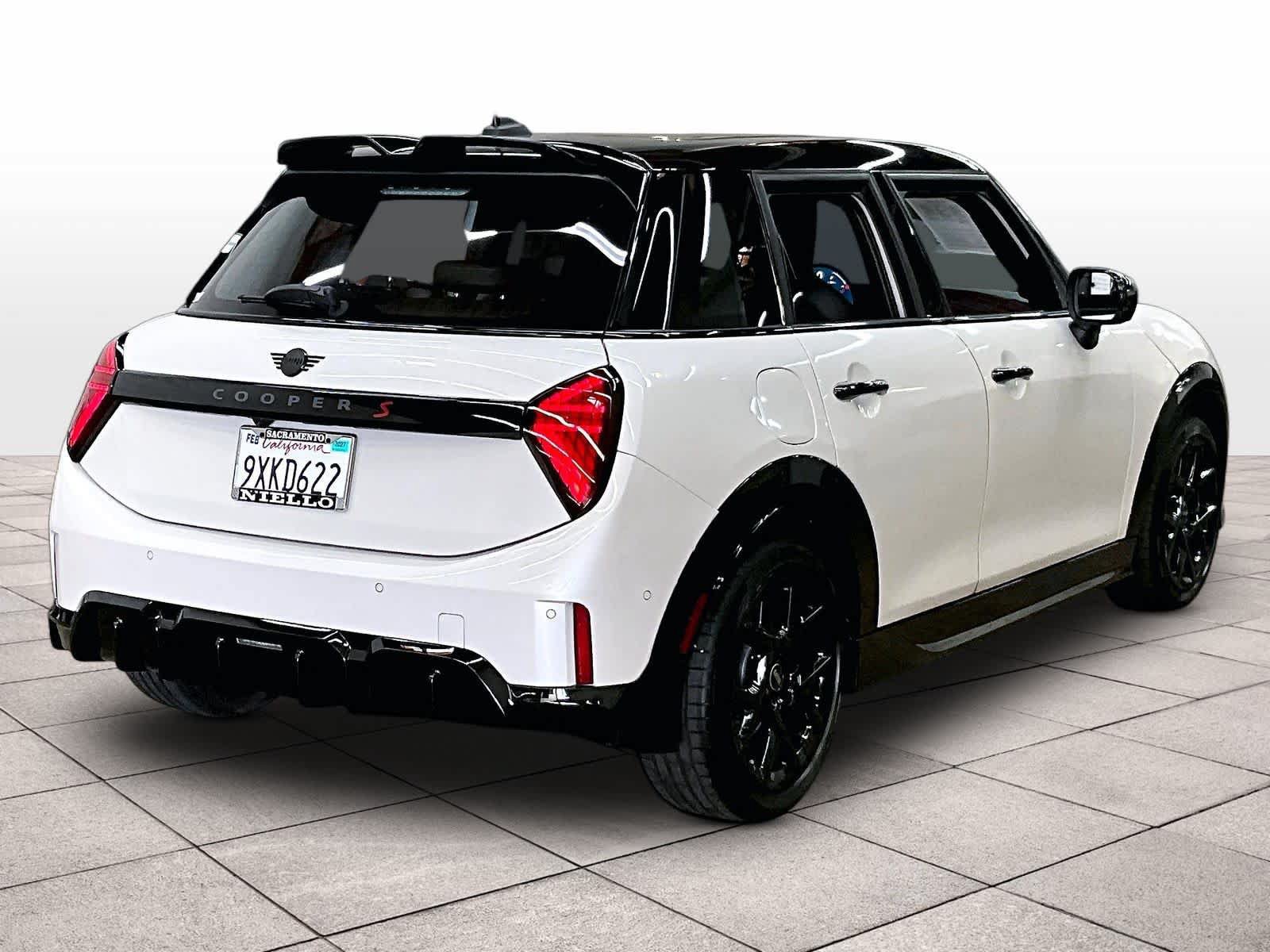 Used 2026 MINI Cooper S FWD image 16