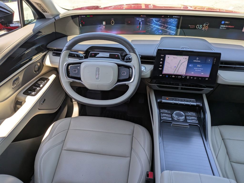 Used 2025 Lincoln Nautilus Premier w/ Equipment Group 102A AWD/4WD image 18