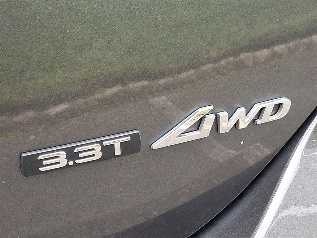 Used 2023 Genesis G70 3.3T w/ Sport Prestige Package image 33