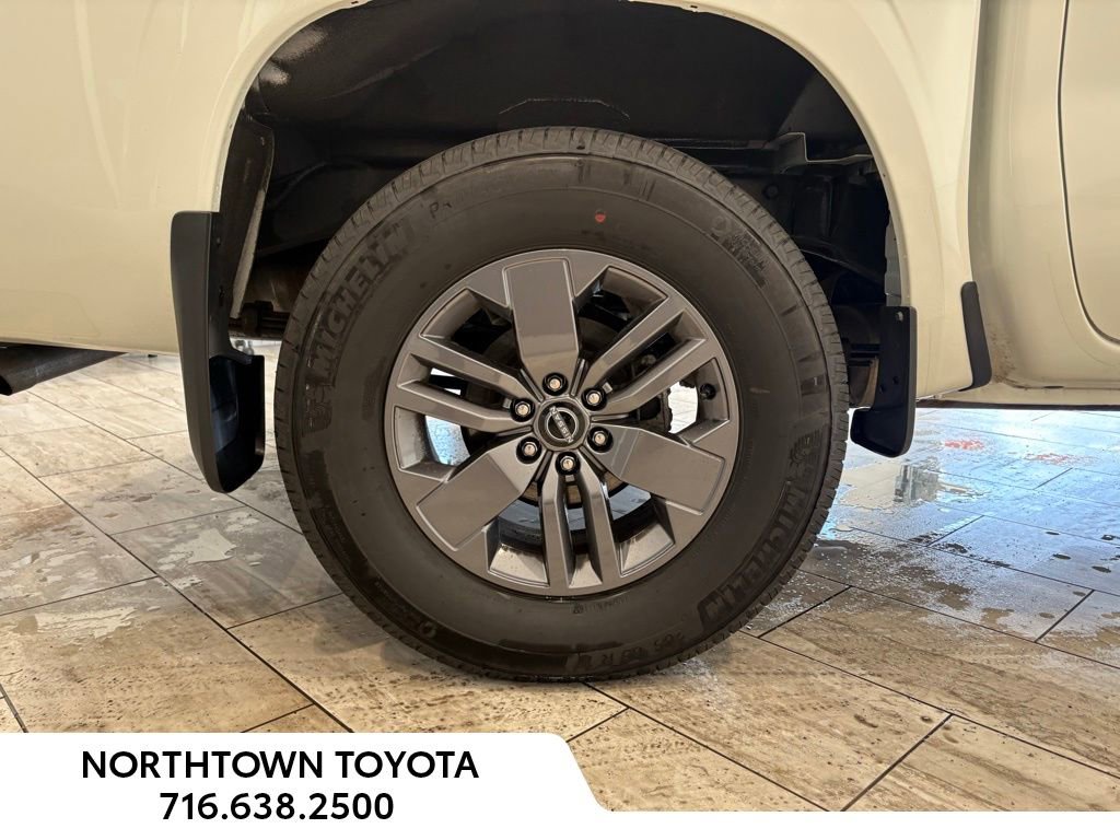 Used 2025 Nissan Frontier SV w/ SV Convenience Package AWD/4WD image 27