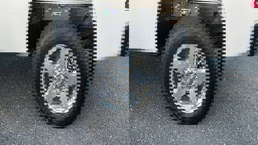 Used 2014 GMC Sierra 2500 SLE w/ SLE Preferred Package image 9