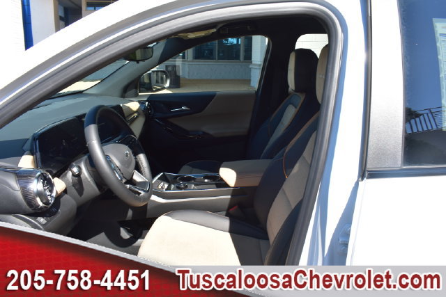 New 2027 Chevrolet Equinox ACTIV w/ Safety and Technology Package FWD image 15