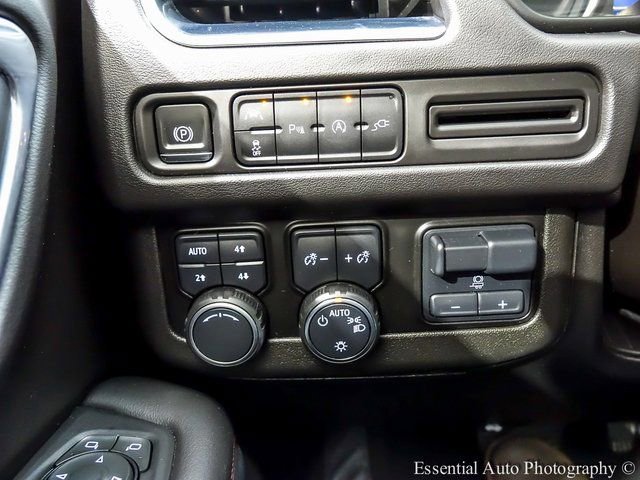 Certified 2021 Chevrolet Suburban RST w/ Luxury Package image 20