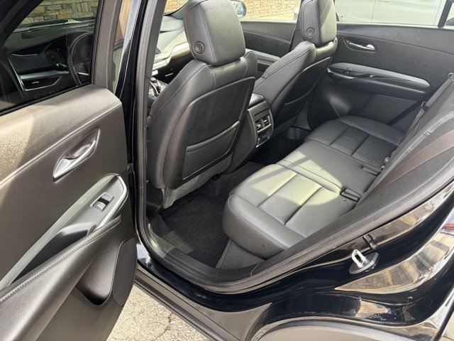 Used 2023 Cadillac XT4 Premium Luxury image 31
