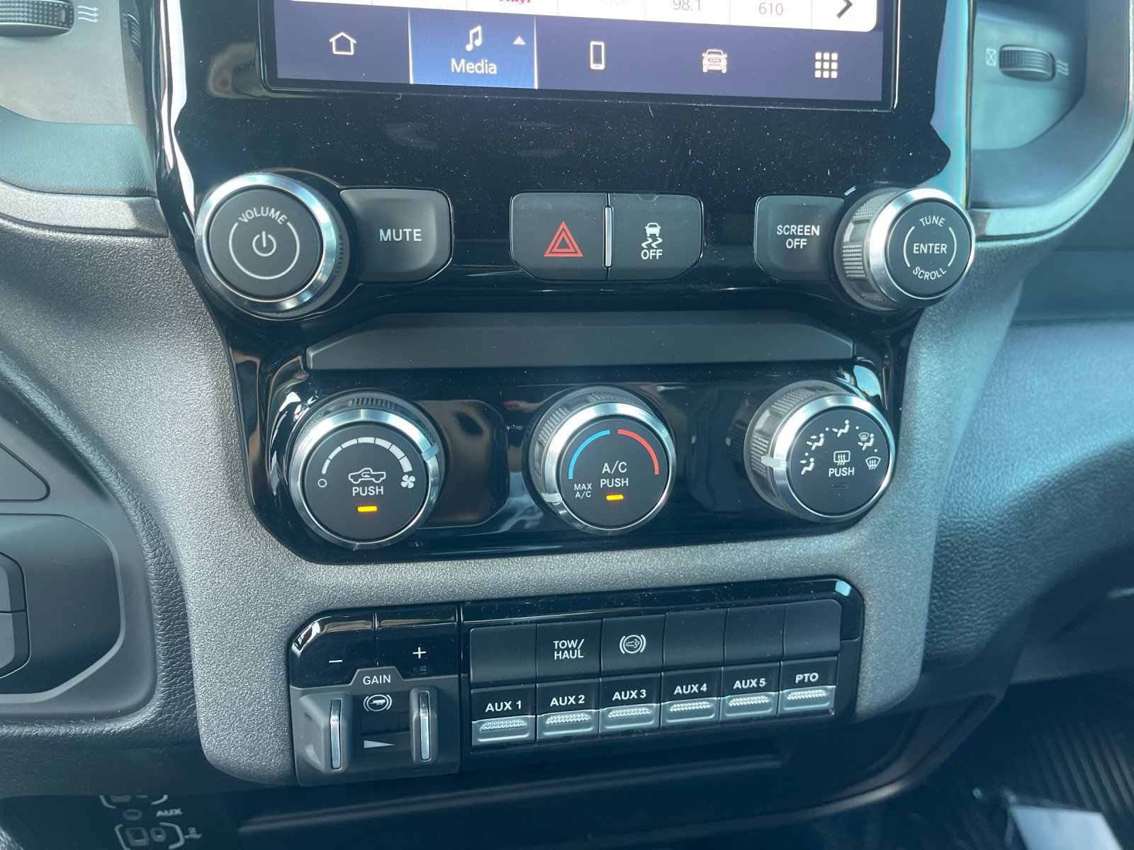 New 2026 RAM 4500 Tradesman AWD/4WD image 20