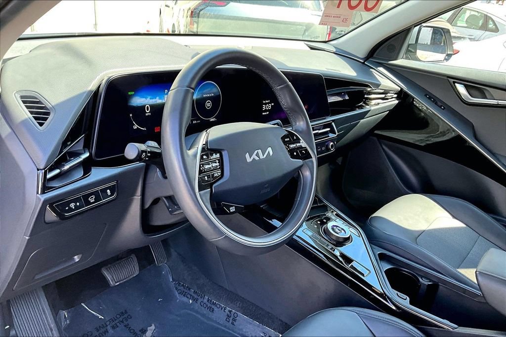 Used 2024 Kia Niro Wind FWD image 11