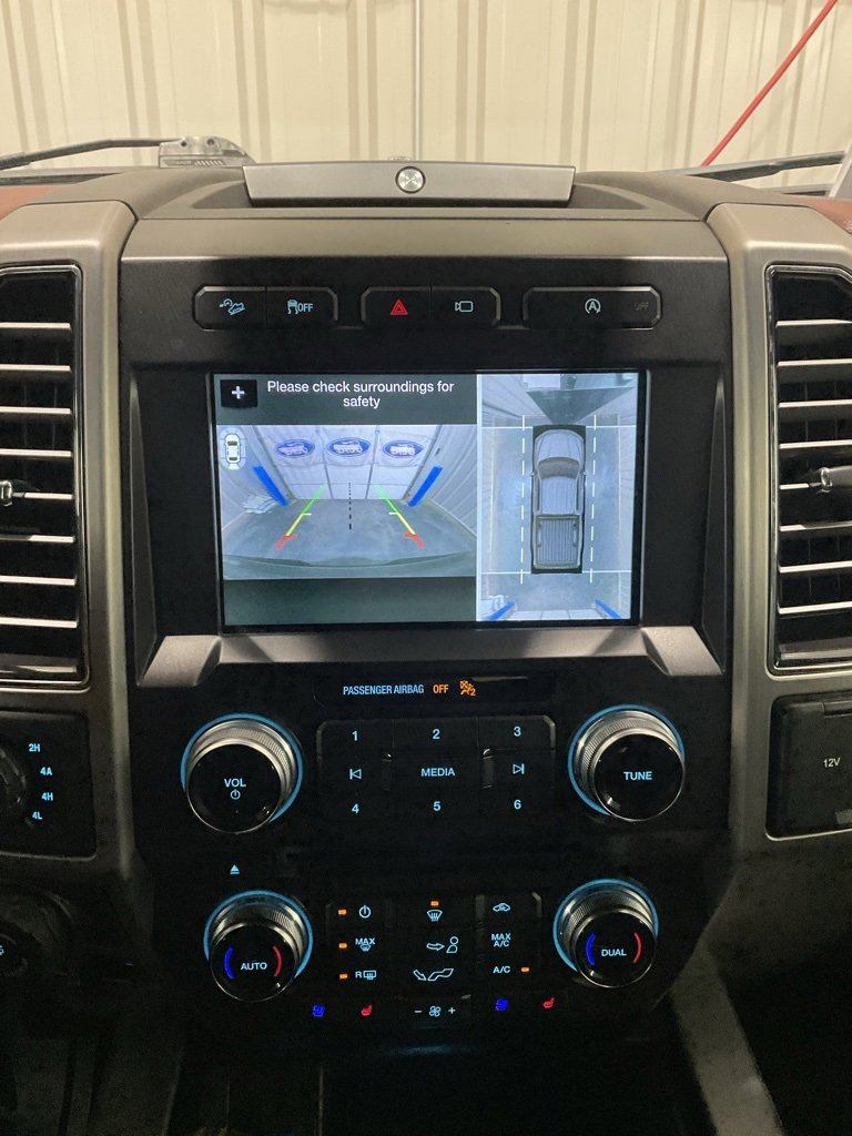 Used 2018 Ford F150 Platinum w/ Equipment Group 701A Luxury image 17