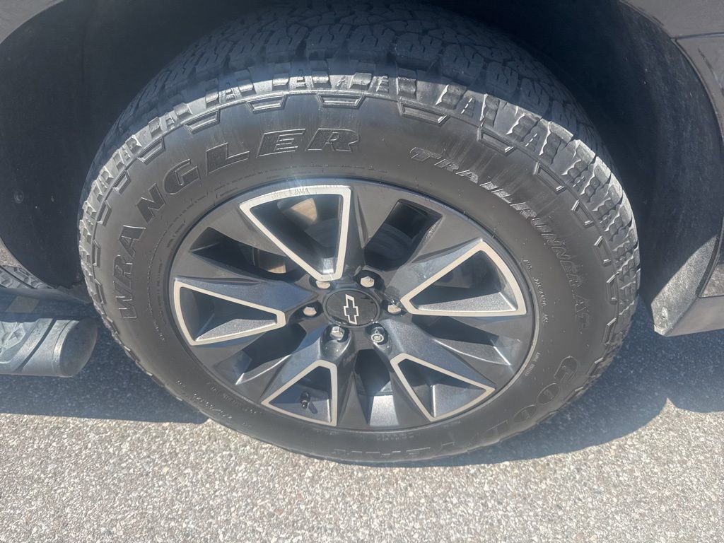 Used 2022 Chevrolet Tahoe Z71 w/ Off-Road Capability Package image 10