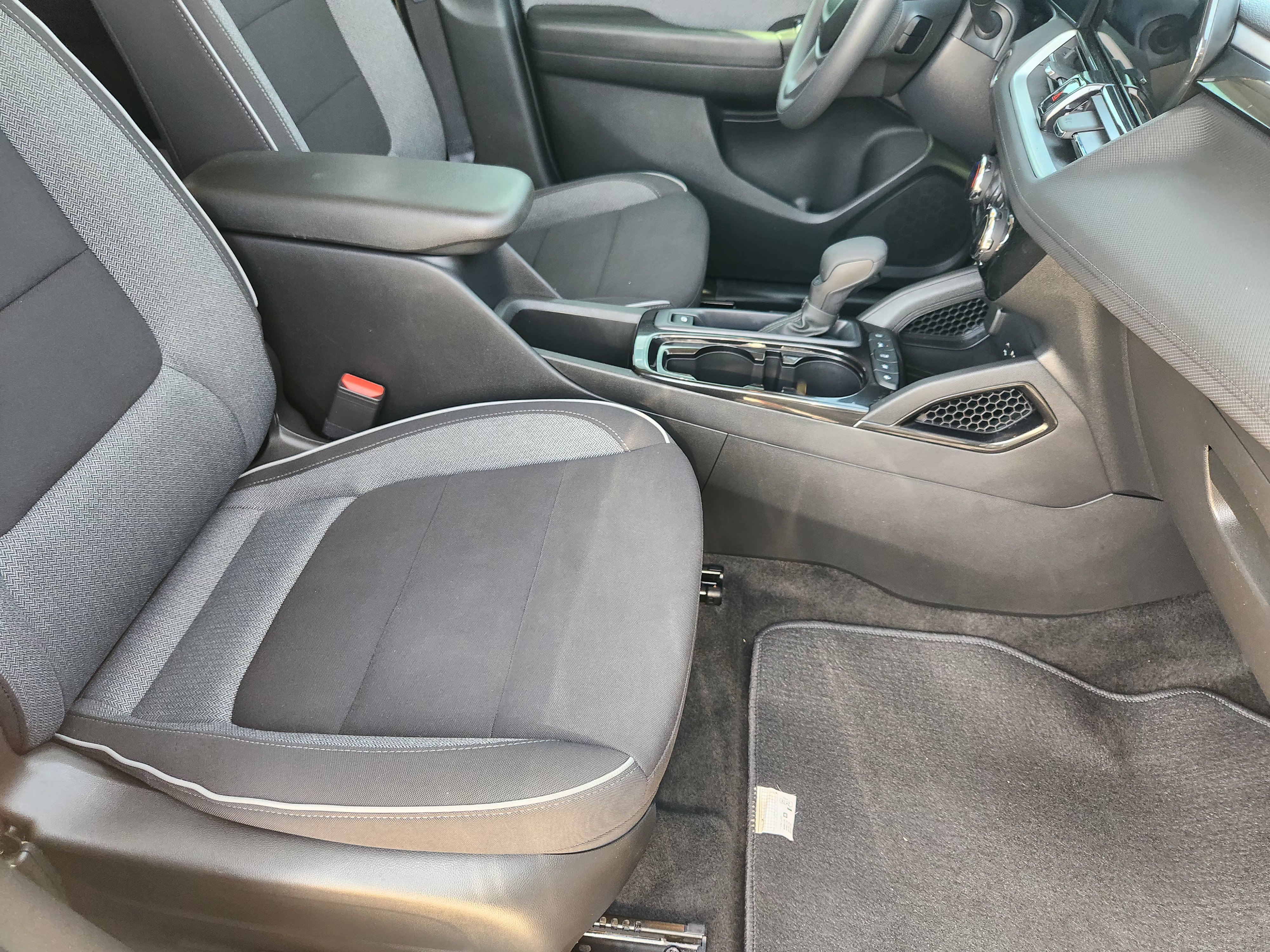 Used 2024 Chevrolet TrailBlazer LT w/ Driver Confidence Package FWD image 15