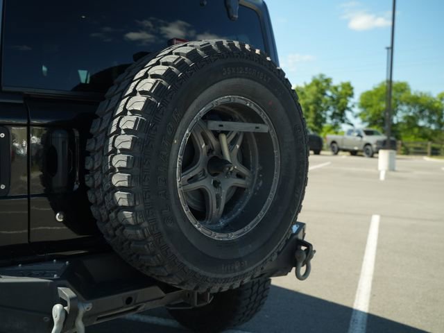 Used 2018 Jeep Wrangler Unlimited Sport S AWD/4WD image 44