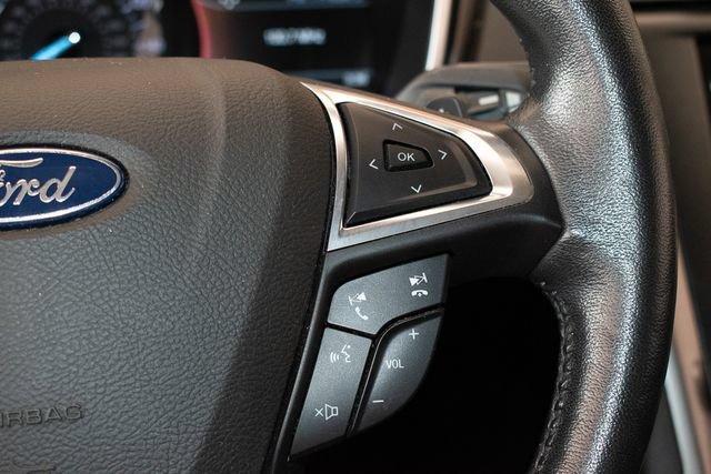 Used 2018 Ford Fusion SE w/ Fusion SE Technology Package FWD image 23