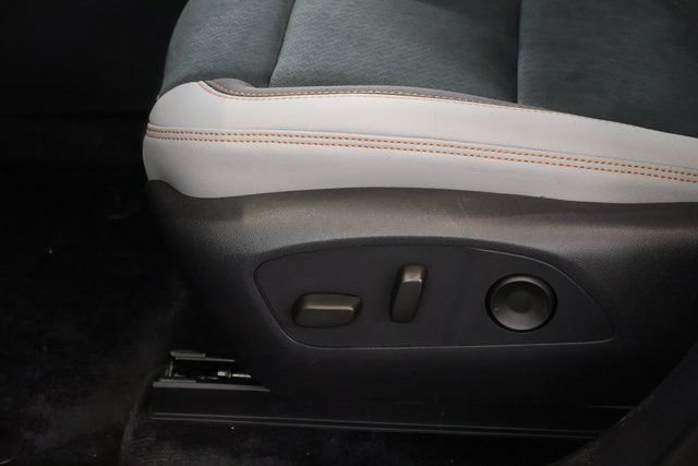 New 2026 Chevrolet Blazer EV SS w/ LPO, Blackout Package AWD/4WD image 12