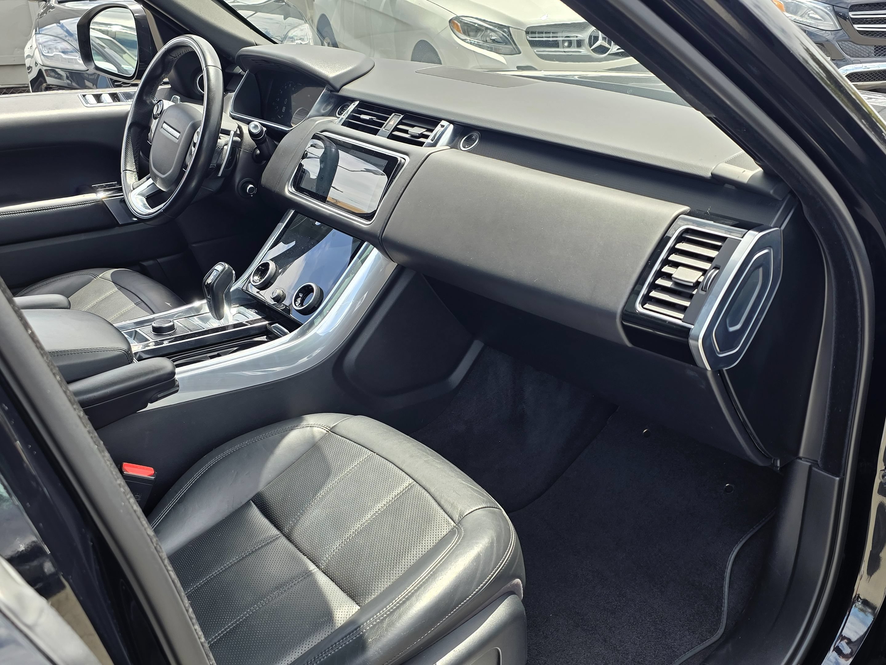 Used 2020 Land Rover Range Rover Sport HSE Dynamic AWD/4WD image 8