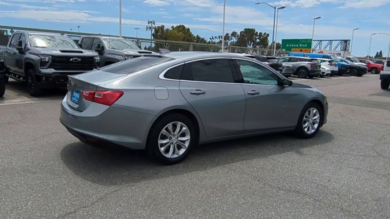 Used 2023 Chevrolet Malibu LT FWD image 8