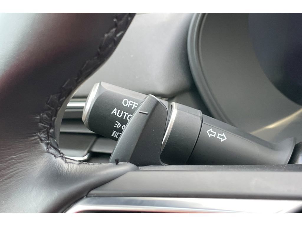 Certified 2025 Acura TLX w/ Technology Package image 35