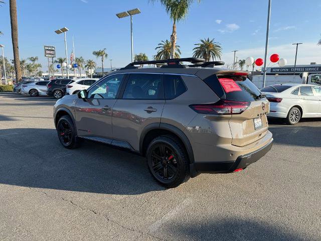 Certified 2025 Nissan Rogue SV AWD/4WD image 4