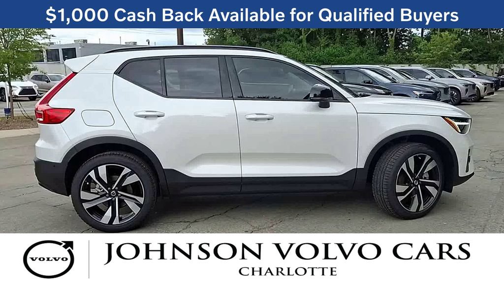New 2026 Volvo XC40 B5 Ultra w/ Protection Package Premier AWD/4WD image 5