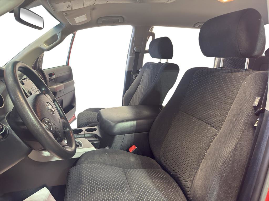 Used 2013 Toyota Tundra 4x4 CrewMax image 15