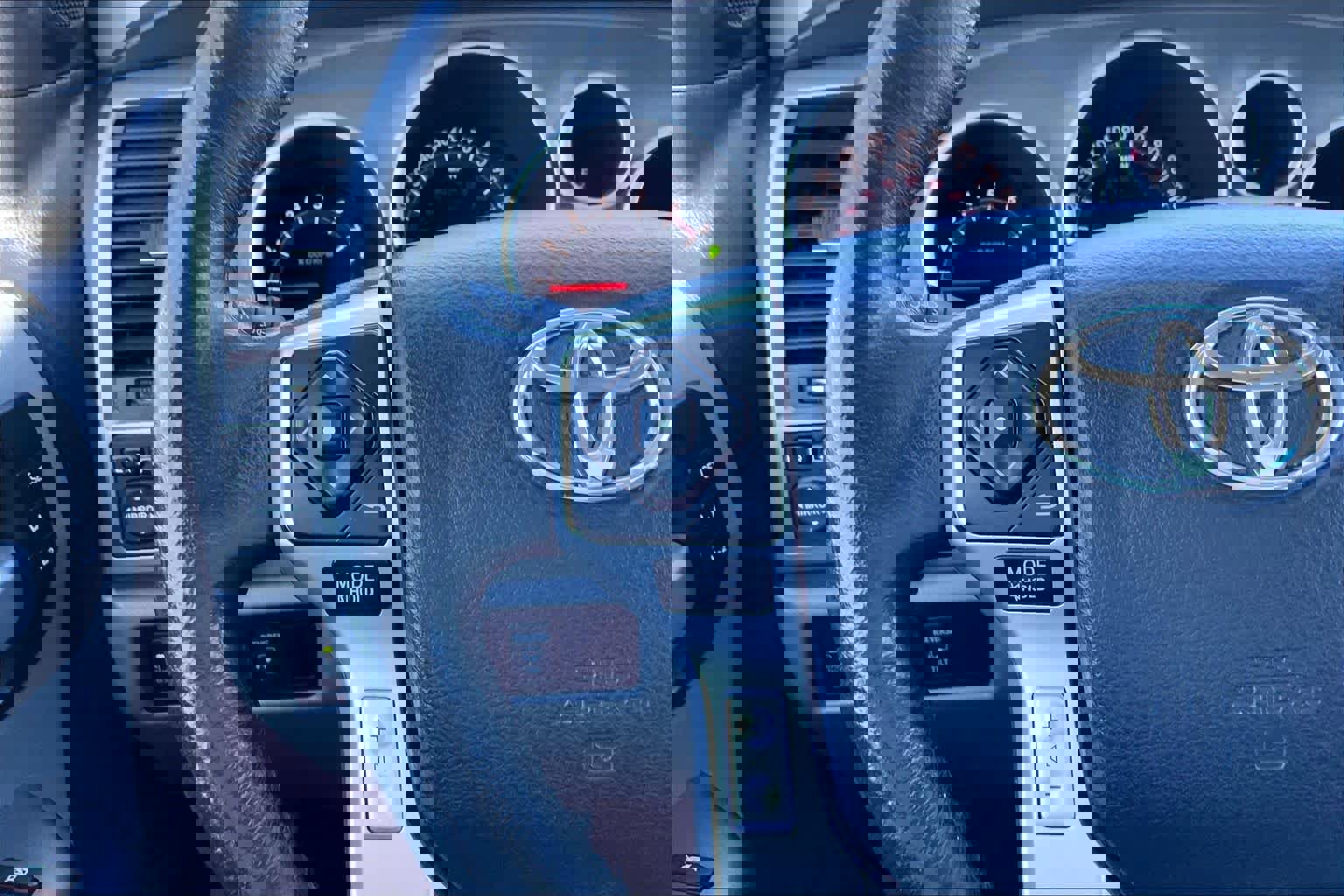 Used 2016 Toyota Sequoia Limited w/ Safety & Convenience Package image 24