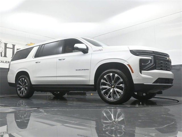 New 2025 Chevrolet Suburban High Country image 2