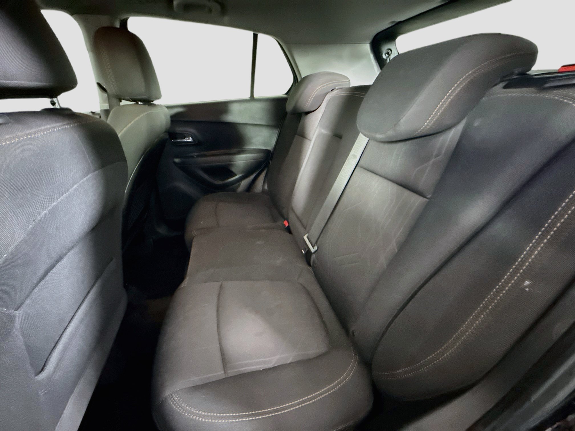 Used 2020 Chevrolet Trax LT FWD image 24