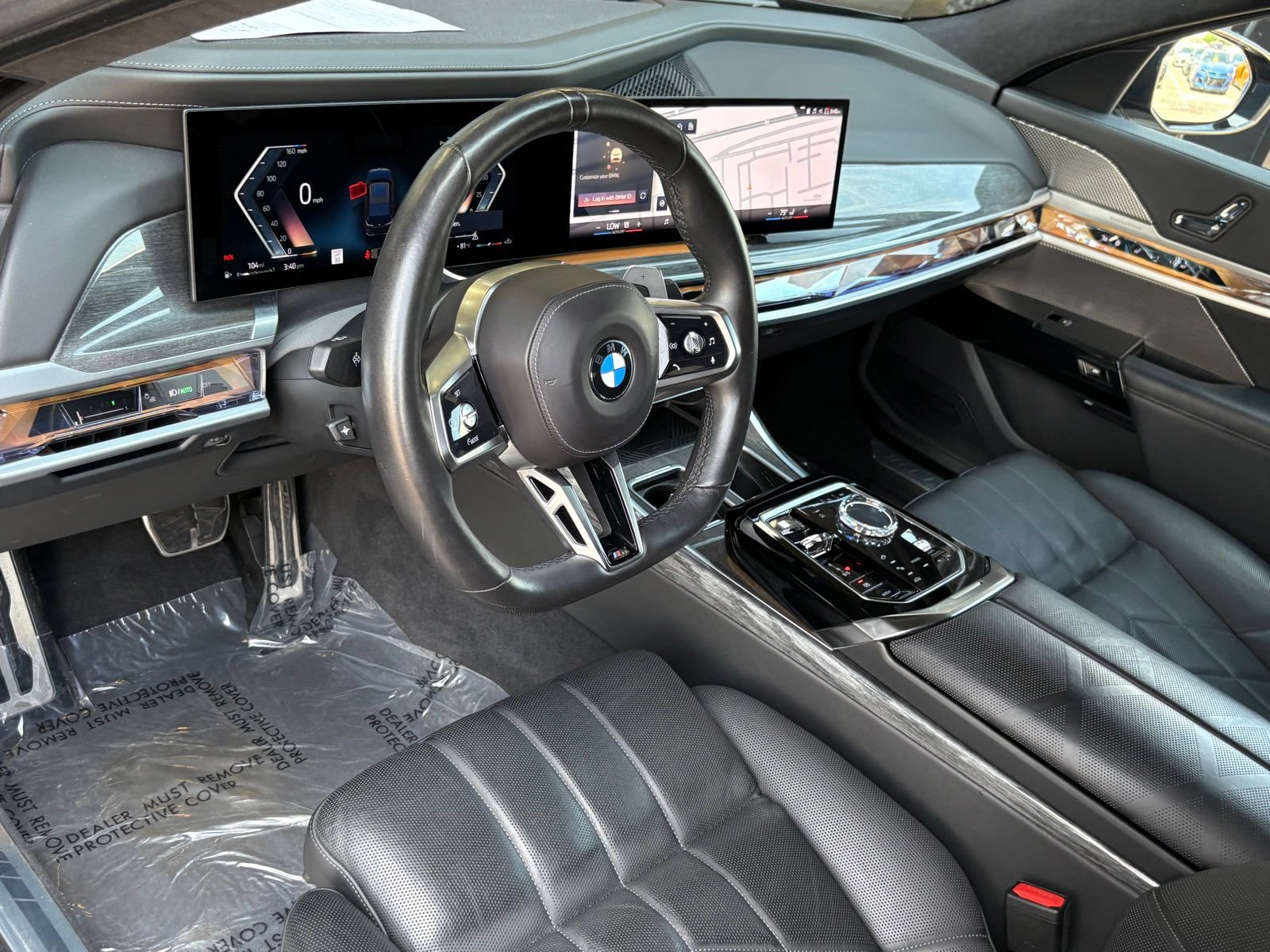 Used 2023 BMW 760i xDrive AWD/4WD image 16