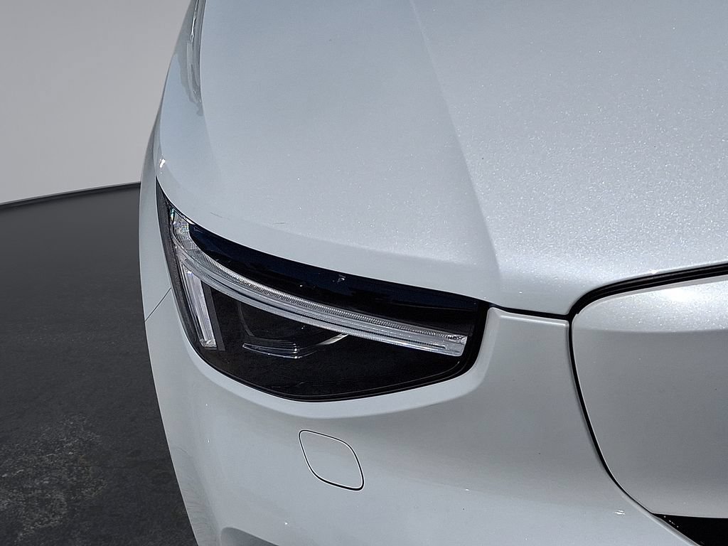 Used 2023 Volvo C40 P8 Recharge Ultimate w/ Protection Package Premier AWD/4WD image 34