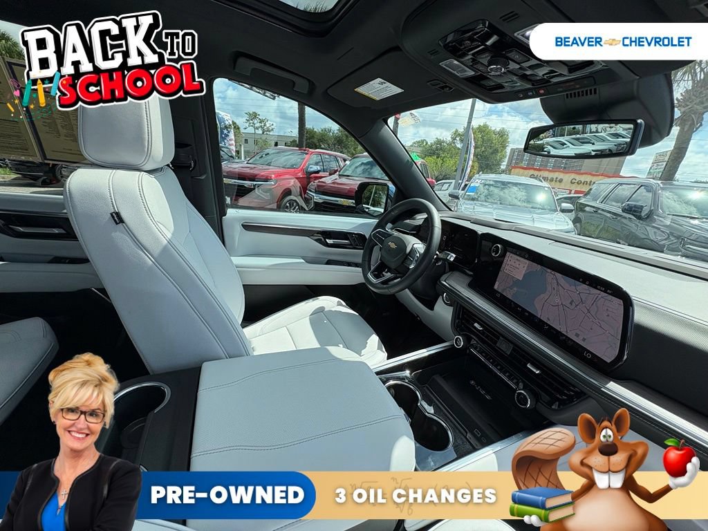 Used 2026 Chevrolet Suburban Premier w/ Sun And Tow Package RWD image 25