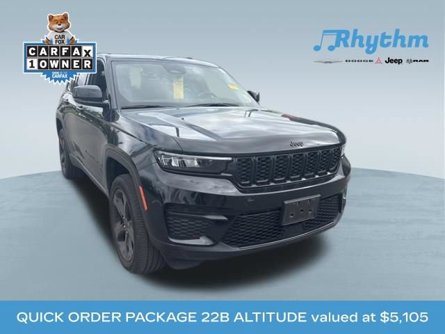 Used 2022 Jeep Grand Cherokee Altitude