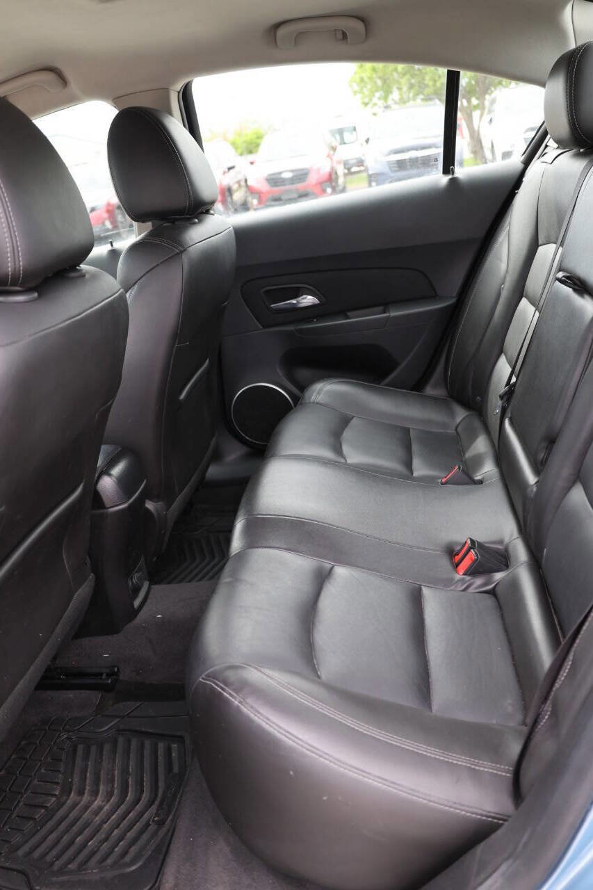Used 2012 Chevrolet Cruze LTZ FWD image 17