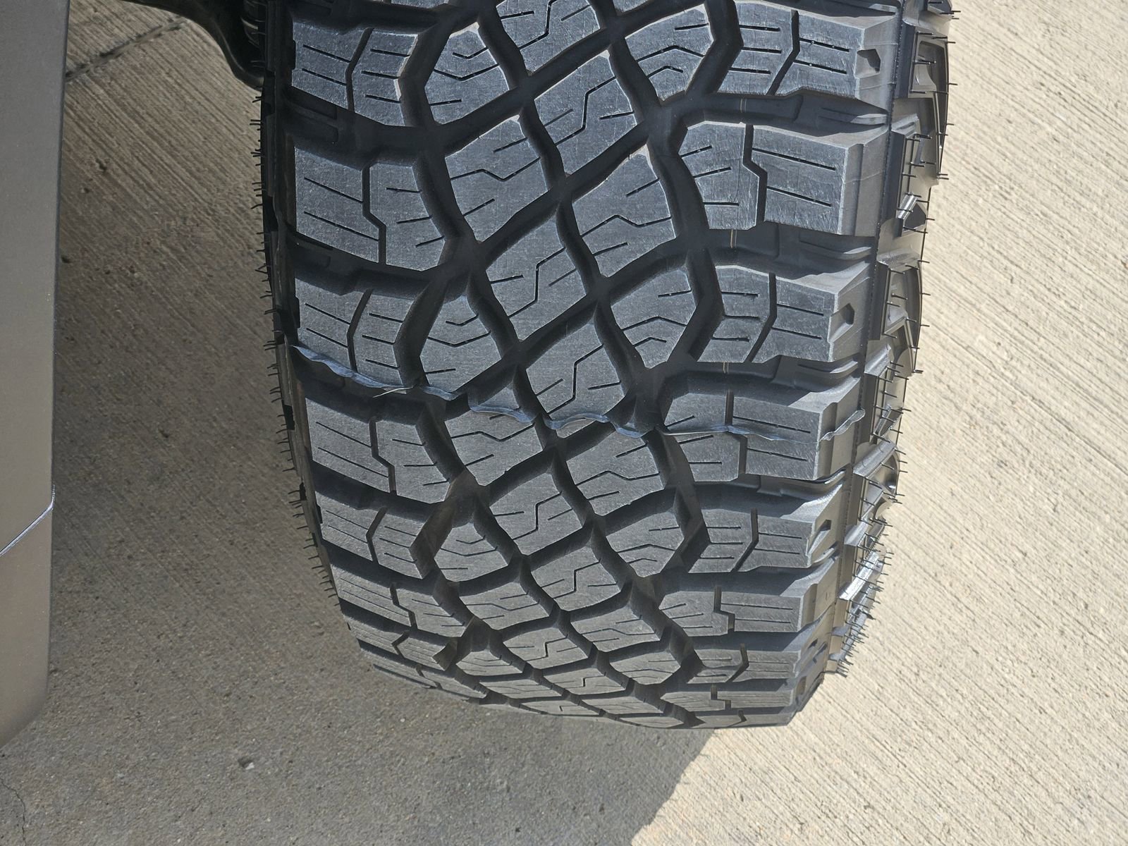 Certified 2026 Chevrolet Silverado 1500 ZR2 w/ Dark Appearance Package image 15