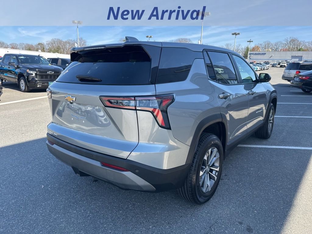 Used 2025 Chevrolet Equinox LT image 8