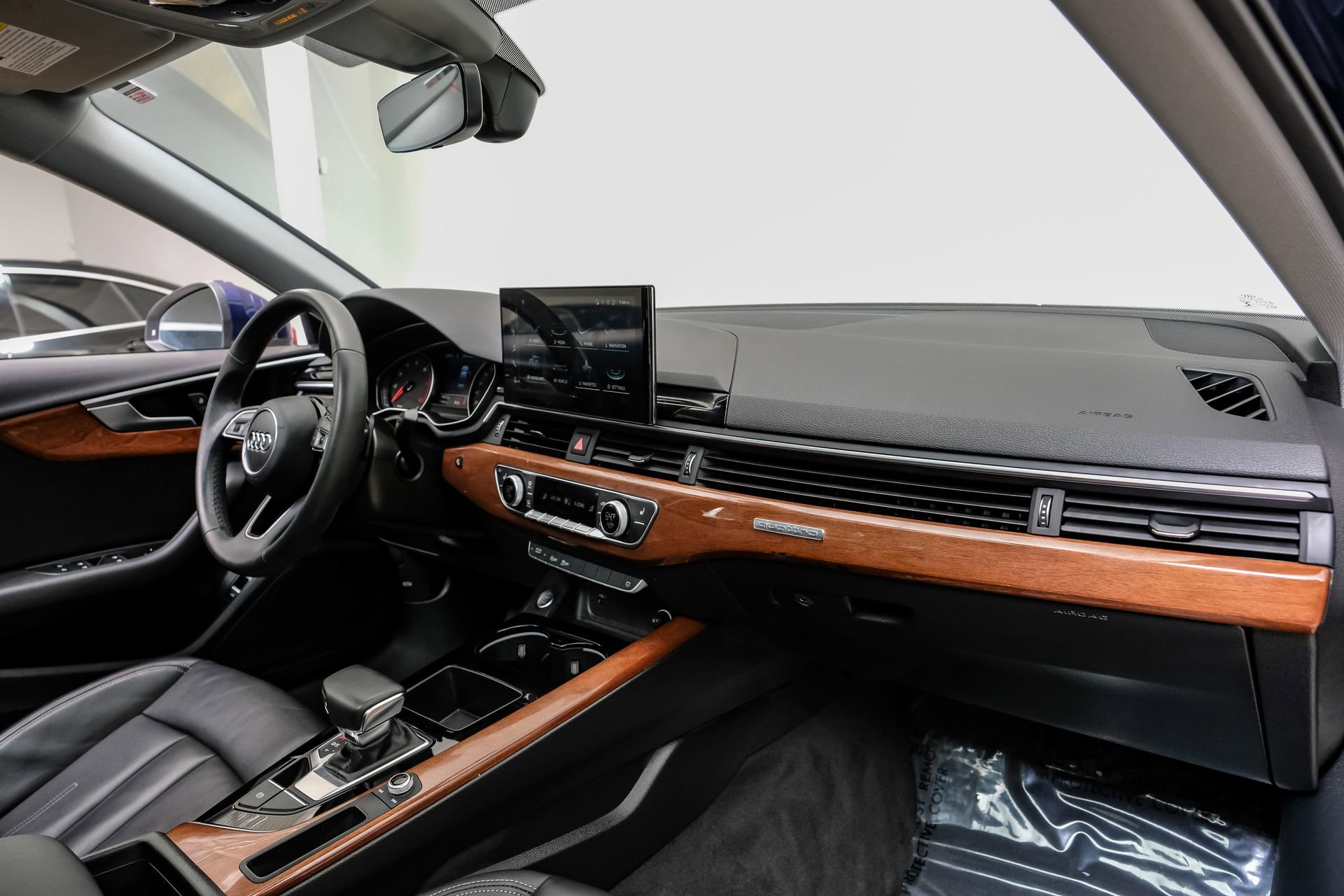 Used 2022 Audi A4 2.0T Premium image 17