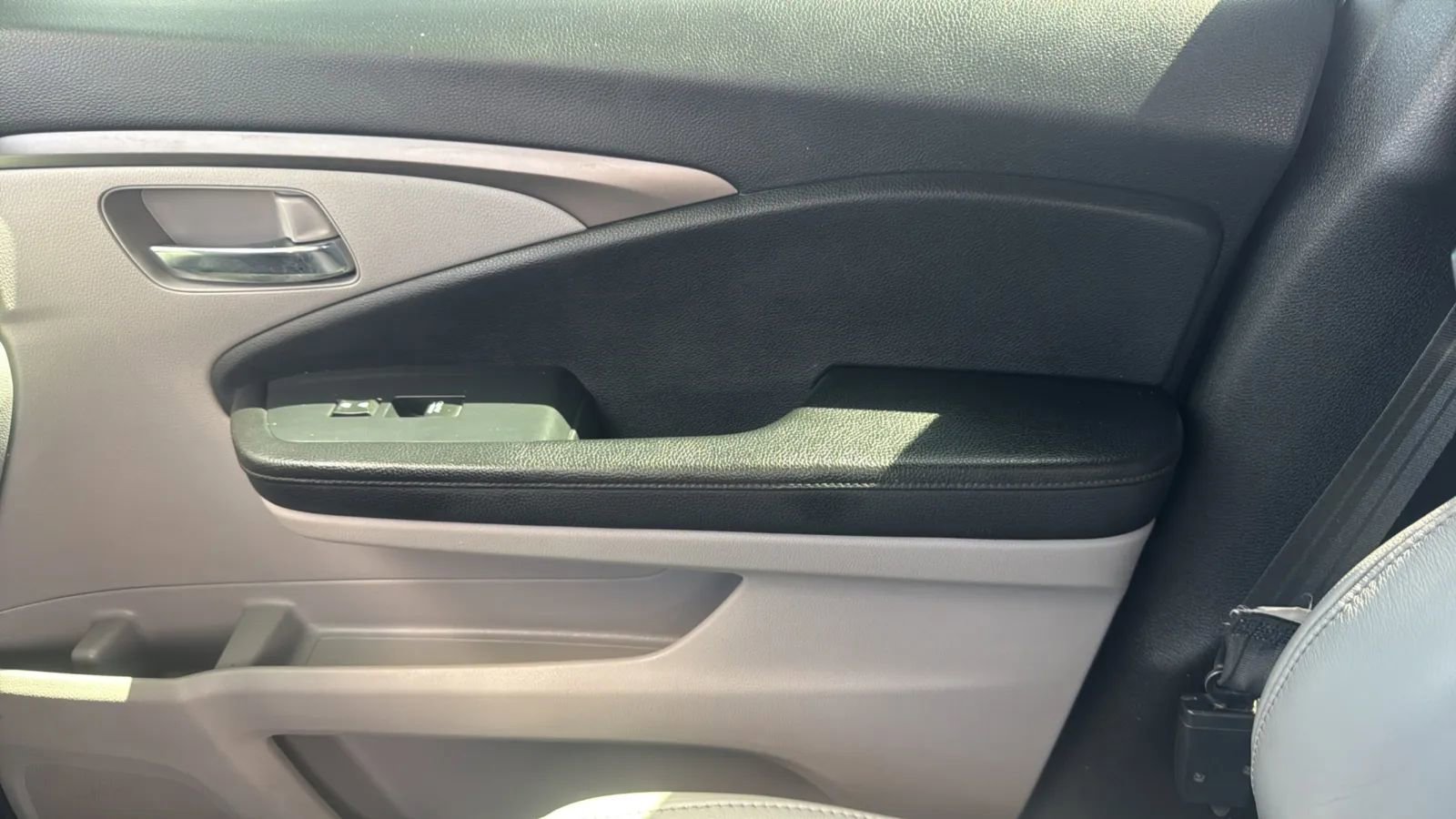 Used 2020 Honda Pilot EX-L image 18