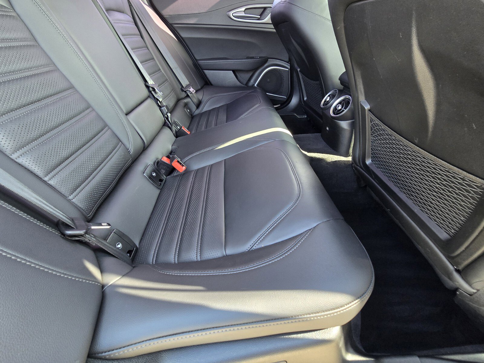 Used 2018 Alfa Romeo Giulia Ti Sport w/ Quick Order Package 22U Sport image 14