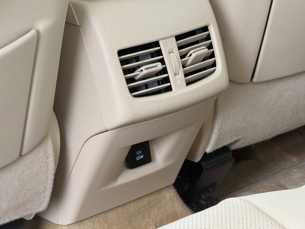 Used 2015 Lexus ES 350 350 w/ Premium Package image 19