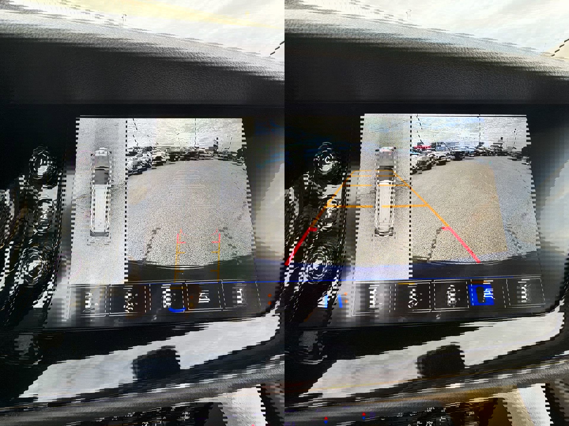 Used 2023 Buick Envision Avenir image 15