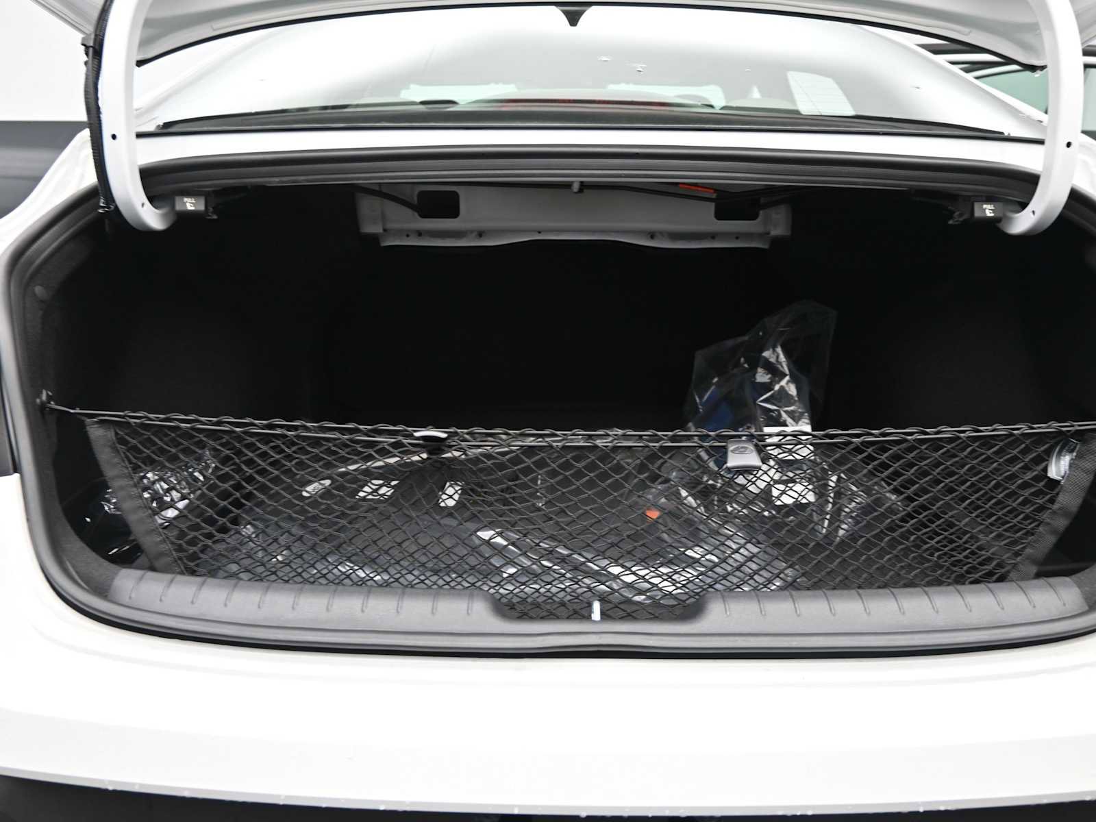 New 2026 Hyundai Elantra Sport image 14